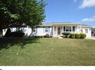 201 Buckhorn Dr, Williamstown, NJ 08094