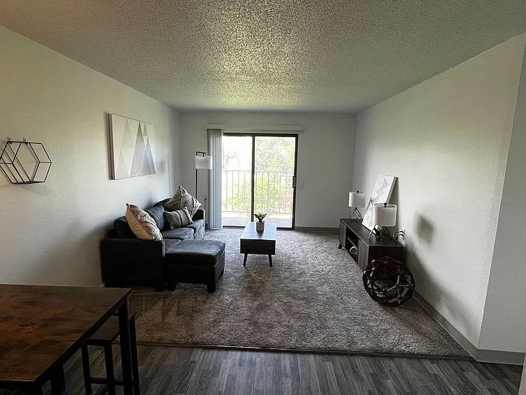 Cedar Place Apartments — Photo 11