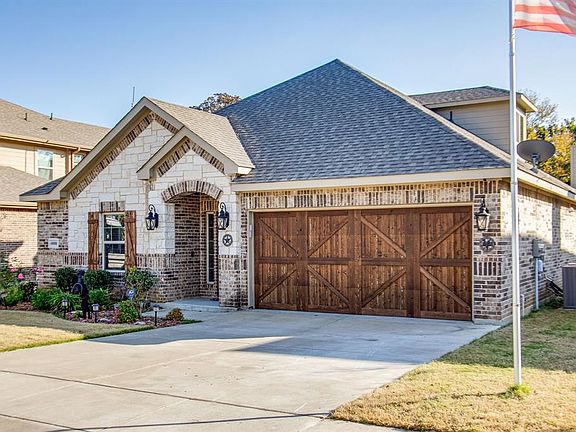 2nd image of 4008 Aspenwood Dr