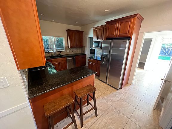 Kitchen with counter island