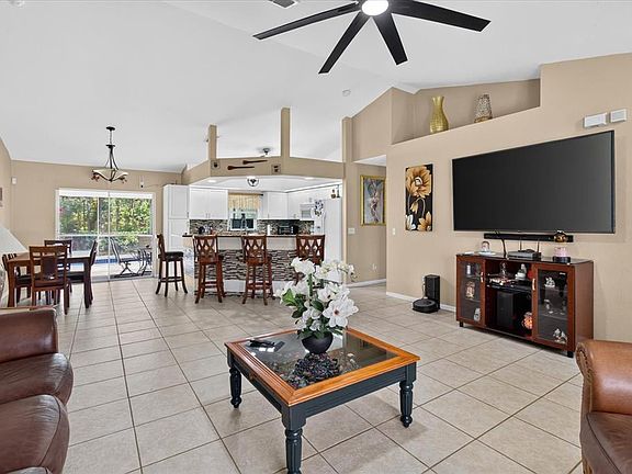 3rd image of 1048 BANDERA STREET
