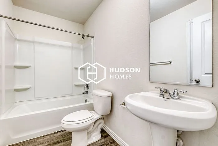772 Mitchell Ave — Photo 10