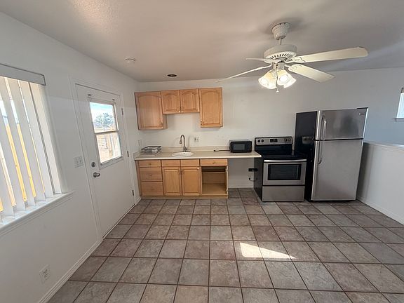 5th image of 17370 Seaforth St #B