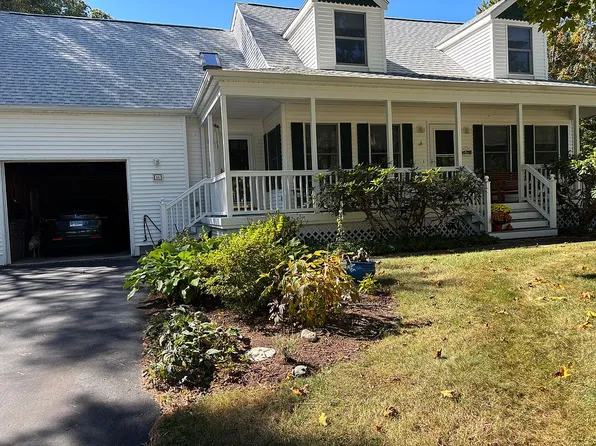 86 S Beechwood Rd, Niantic, CT 06357