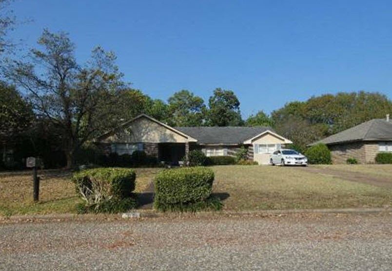 1st image of 313 Navajo Dr