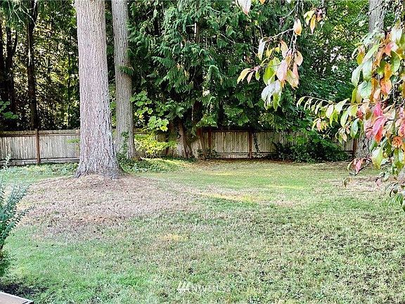 4th image of 3810 Oriental Dr NE