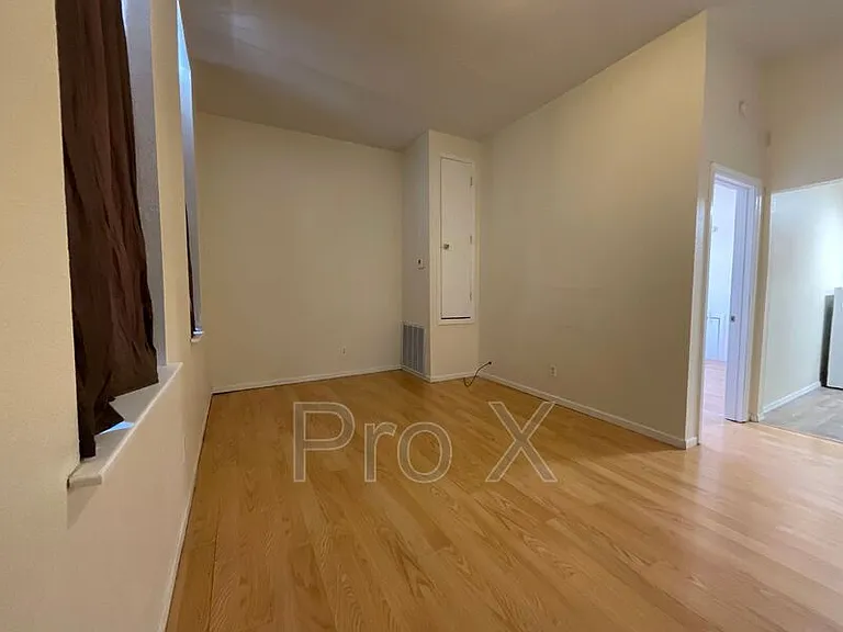 34 S Main St #6 — Photo 4