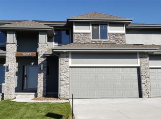 10111 S 187th Ave, Omaha, NE 68136