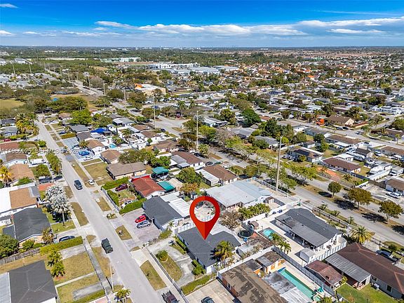 4th image of 25435 SW 127th Ct