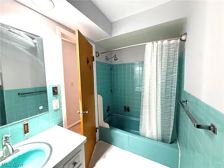 13630 Cedar Rd #LOWER — Photo 9