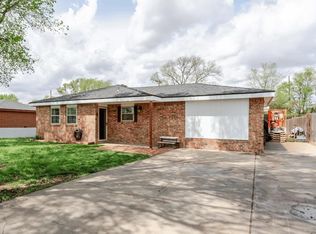 1513 E 6th St, Dalhart, TX 79022