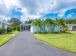 30 Kings Rd #A-39, Naples, FL 34112