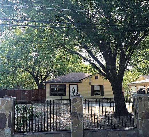 1st image of 3700 Wood Oak Dr