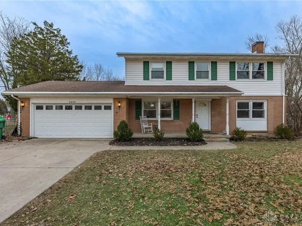 2092 Avon Dr, Dayton, OH 45431