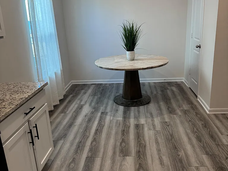 Limestone Cir — Photo 6