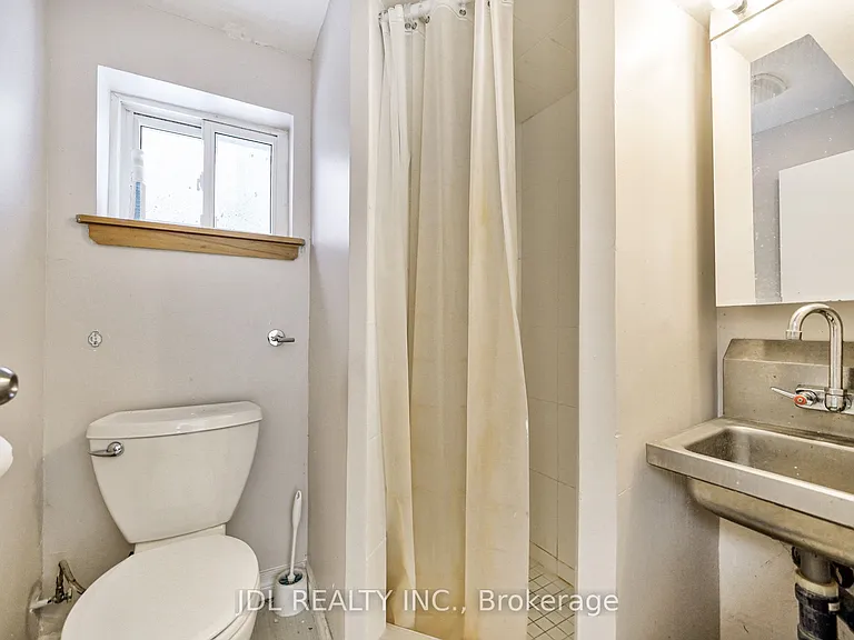 150 Banff Rd #BASEMENT — Photo 9