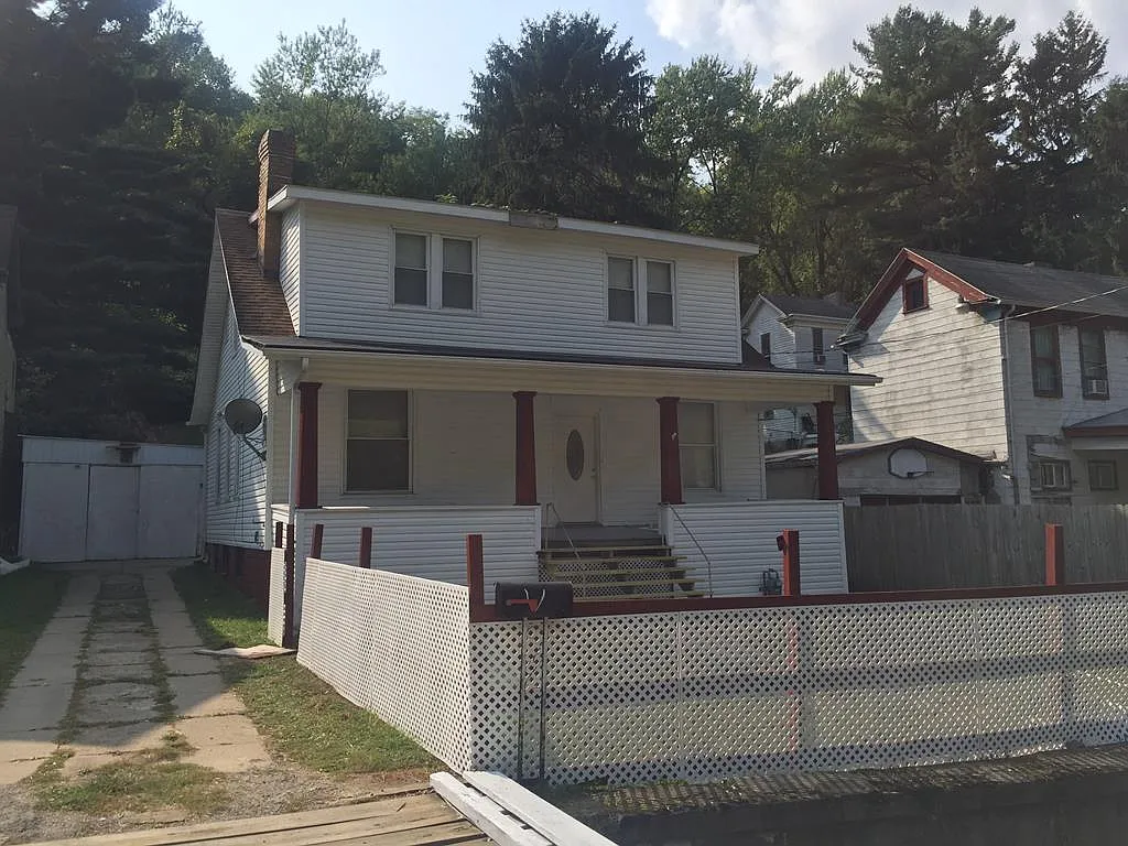 266 Fairmont Ave photo 1