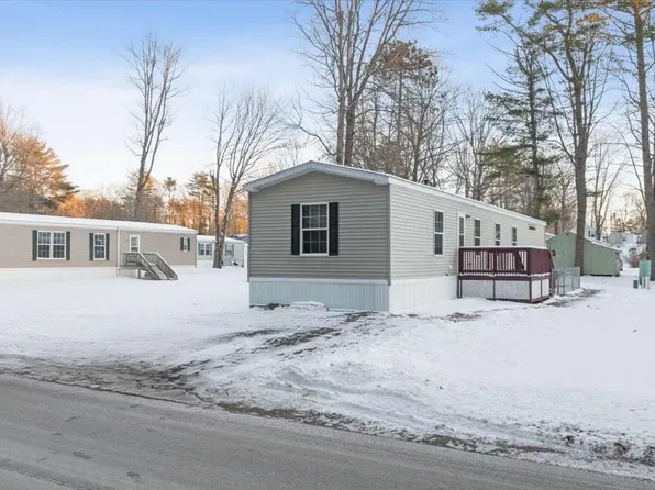 96 Pinewoods Road, Lisbon, ME 04250