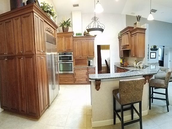 Custom Kitchen w/ SubZero