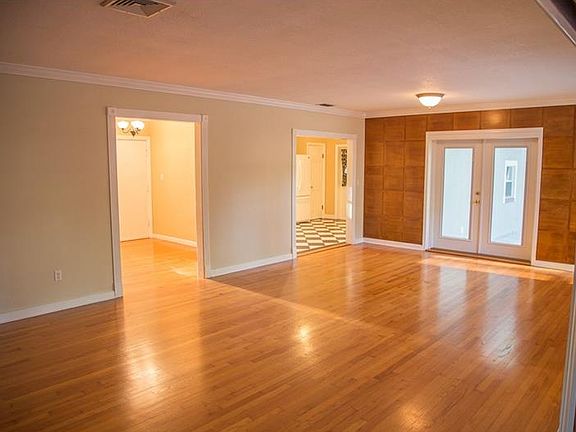5th image of 2322 W End Ave