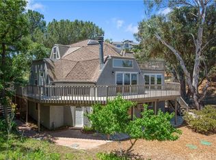 22111 Saddle Peak Rd, Topanga, CA 90290