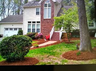 811 Queensbury Cir, Durham, NC 27713