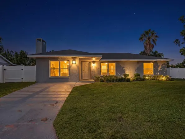 8404 43RD AVENUE TERRACE W, BRADENTON, FL 34209
