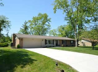 2205 Pine Knott Dr, Dayton, OH 45431