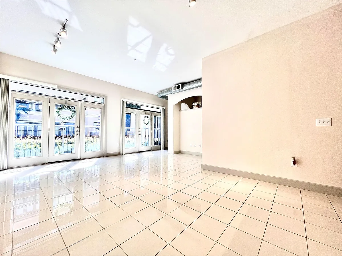 Building Photo - 1901 Post Oak Blvd #1508