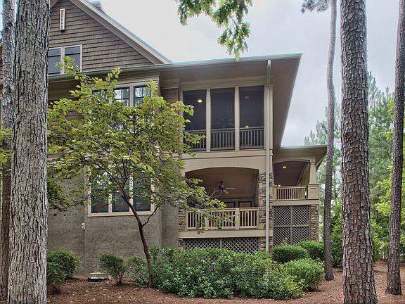 4th image of 1091 Regency Dr