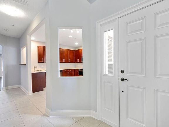 3rd image of 6949 Piazza St #1