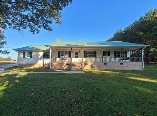 305 Randolph Rd, Hokes Bluff, AL 35903