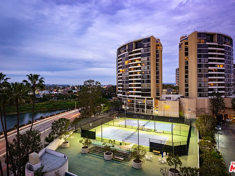 4267 Marina City Dr #102 — Photo 32