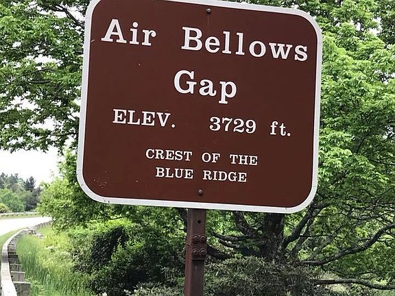 Minutes from parkway