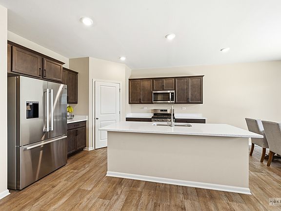 5th image of 504 Sequoia Ct
