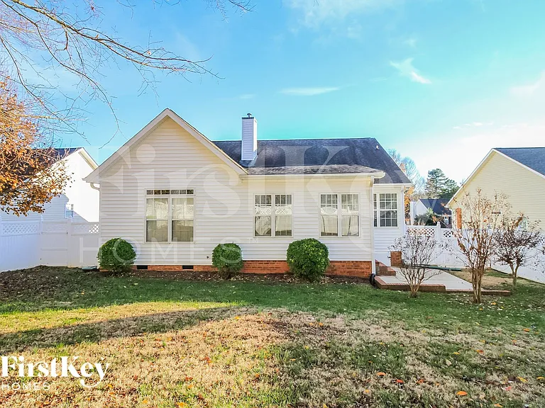 1835 Austin Place Ln — Photo 14