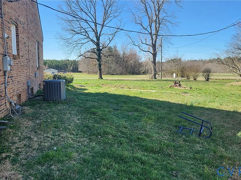 24816 Sawmill Rd — Photo 4