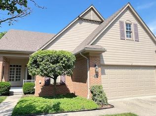 43573 E Perignon Dr N, Sterling Heights, MI 48314