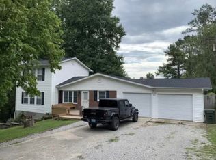 63 Glen Tucker Rd, Whitley City, KY 42653