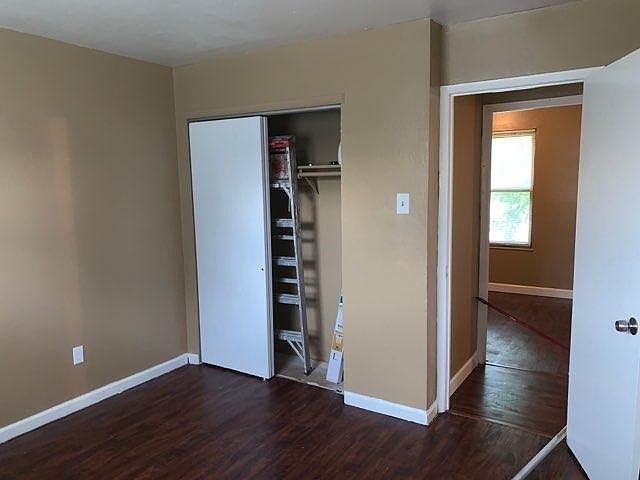 1st image of 10140 Castle Dr