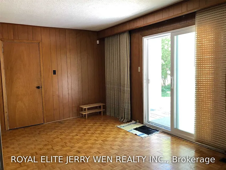 156 McNicoll Ave — Photo 2