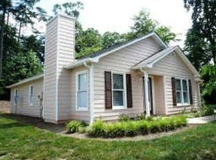 2975 Hamilton Rd, Cumming, GA 30041