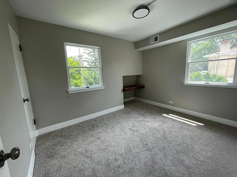 1267 N Northwest Hwy #R — Photo 9