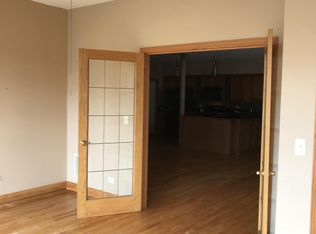 223 E Chicago St APT 1, Elgin, IL 60120