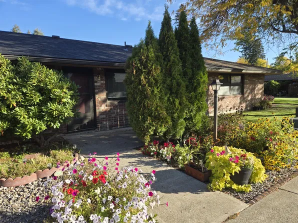 1411 Lake St #1, Sandpoint, ID 83864