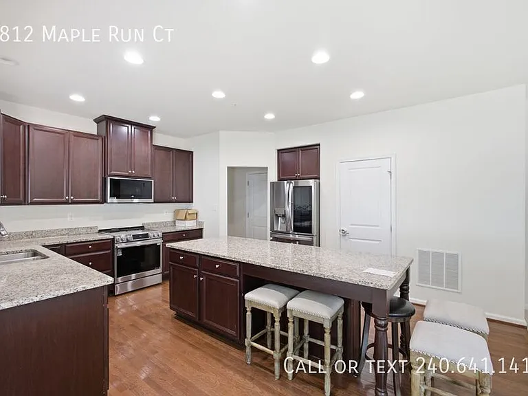 7812 Maple Run Ct — Photo 5