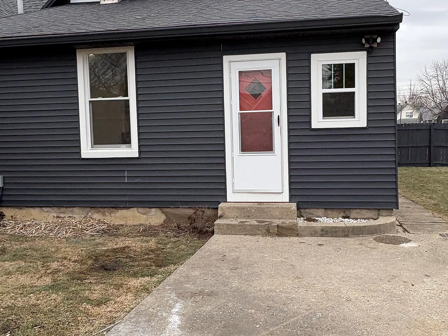3 bed, 2466 sqft, $1,850 — Photo 4