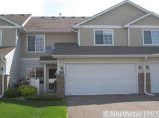 1307 Landsdown Ln, Waconia, MN 55387