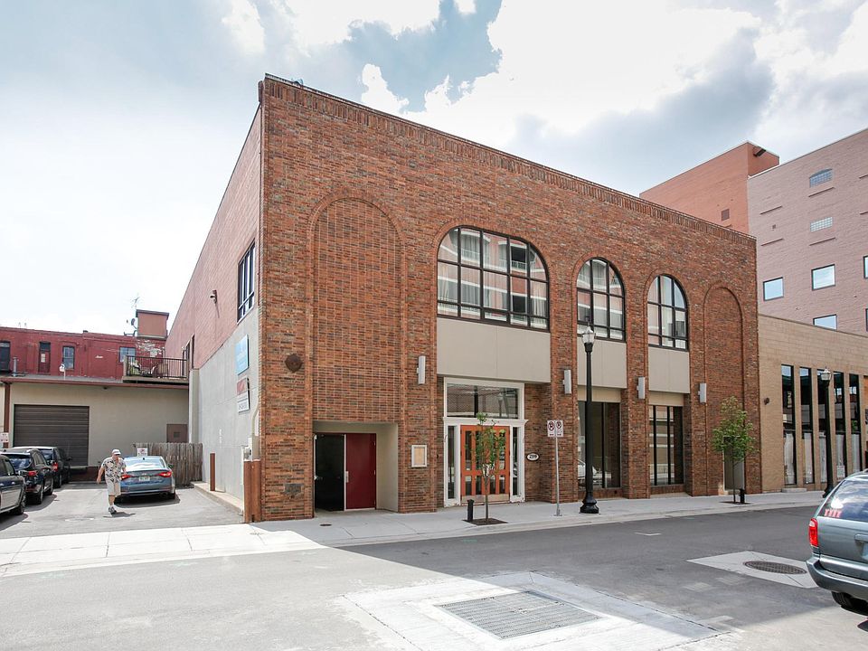 208 farmers alley-101
