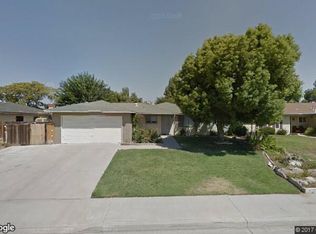 1627 Griffith Ave, Clovis, CA 93611
